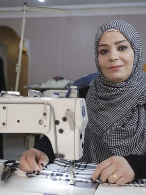 Hanouf Abdulhai, came to Egypt from Syria five years ago. Her husband died in Syria, so she had to find a way to support herself and her children. A livelihoods grant from CRS helped her start her sewing business. Under the Self-Reliance Through Livelihoods in Egypt, CRS works to empower refugees and vulnerable host communities to achieve economic self-reliance. The project aims to support urban refugees and vulnerable Egyptians to start and generate profit from small businesses and strengthen their businesses by market linkages and increased scale. CRS provides basic business literacy training and grants, legal awareness and case management support. It’s funded by the U.S. Department of State Bureau of Populations, Refugees, and Migration and CRS private funds.